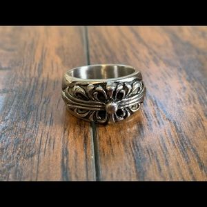 Stylish ring